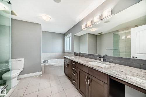 1921 33 Street, Edmonton, AB - Indoor Photo Showing Bathroom