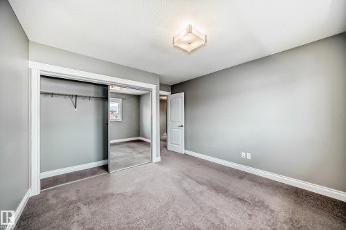 1921 33 Street, Edmonton, AB - Indoor Photo Showing Other Room
