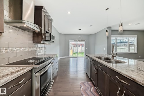 1921 33 Street, Edmonton, AB - Indoor Photo Showing Kitchen With Double Sink With Upgraded Kitchen