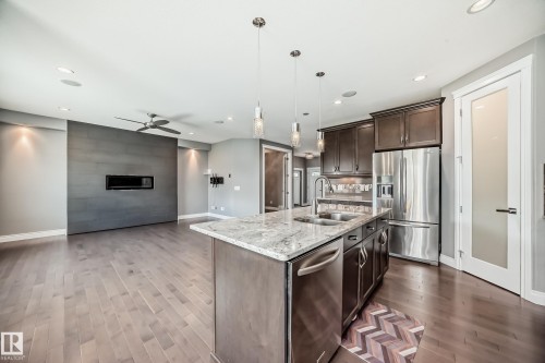 1921 33 Street, Edmonton, AB - Indoor Photo Showing Kitchen With Double Sink With Upgraded Kitchen