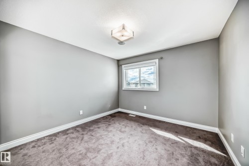 1921 33 Street, Edmonton, AB - Indoor Photo Showing Other Room