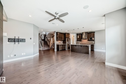 1921 33 Street, Edmonton, AB - Indoor