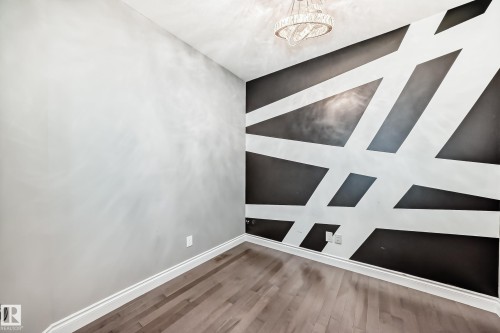 1921 33 Street, Edmonton, AB - Indoor Photo Showing Other Room