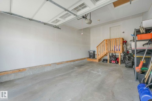 1126 176 Street, Edmonton, AB - Indoor Photo Showing Garage