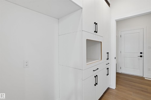 24 Meadowgrove Landing, Spruce Grove, AB - Indoor Photo Showing Other Room