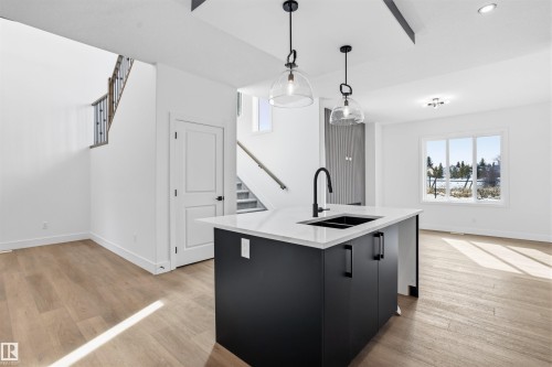 24 Meadowgrove Landing, Spruce Grove, AB - Indoor Photo Showing Kitchen With Double Sink
