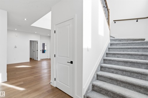 24 Meadowgrove Landing, Spruce Grove, AB - Indoor Photo Showing Other Room