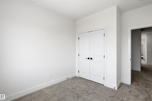 24 Meadowgrove Landing, Spruce Grove, AB - Indoor Photo Showing Other Room