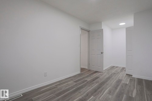 6 14205 82 Street, Edmonton, AB - Indoor Photo Showing Other Room