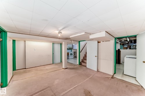 11239 97 Street, Edmonton, AB - Indoor Photo Showing Other Room