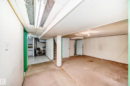 11239 97 Street, Edmonton, AB - Indoor