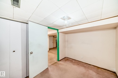 11239 97 Street, Edmonton, AB - Indoor Photo Showing Other Room