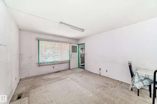 11239 97 Street, Edmonton, AB - Indoor Photo Showing Other Room