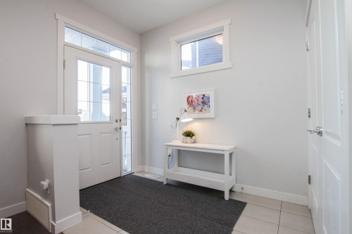 16752 15 Avenue, Edmonton, AB - Indoor Photo Showing Other Room