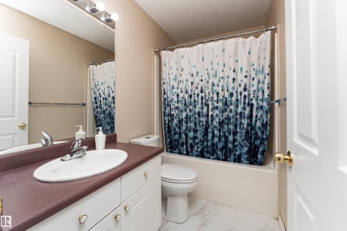 3769 23 Street, Edmonton, AB - Indoor Photo Showing Bathroom