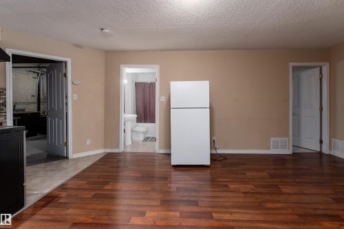 3769 23 Street, Edmonton, AB - Indoor