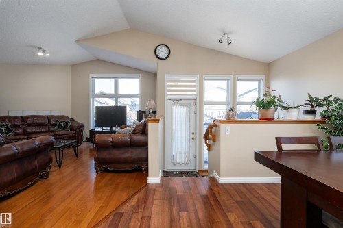 3769 23 Street, Edmonton, AB - Indoor