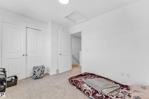 1106 Aster Boulevard, Edmonton, AB - Indoor Photo Showing Bedroom