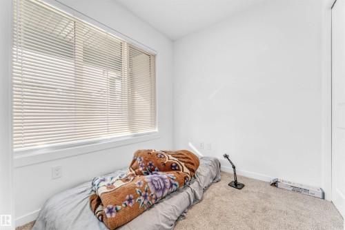 1106 Aster Boulevard, Edmonton, AB - Indoor Photo Showing Bedroom