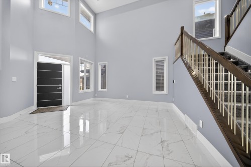 4112 8 Street, Edmonton, AB - Indoor Photo Showing Other Room