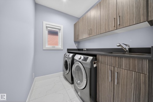 4112 8 Street, Edmonton, AB - Indoor Photo Showing Laundry Room