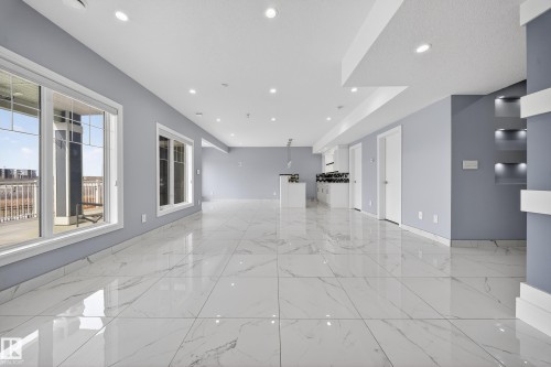 4112 8 Street, Edmonton, AB - Indoor Photo Showing Other Room