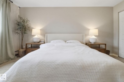 301 8527 82 Avenue, Edmonton, AB - Indoor Photo Showing Bedroom