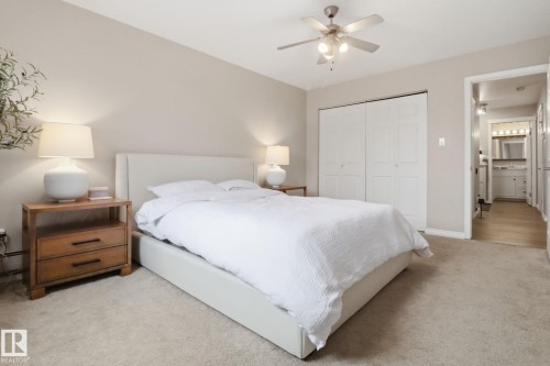 301 8527 82 Avenue, Edmonton, AB - Indoor Photo Showing Bedroom