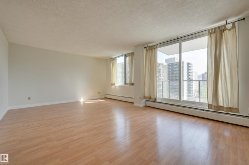 802 10011 116 Street, Edmonton, AB - Indoor Photo Showing Other Room