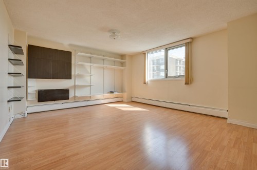 802 10011 116 Street, Edmonton, AB - Indoor
