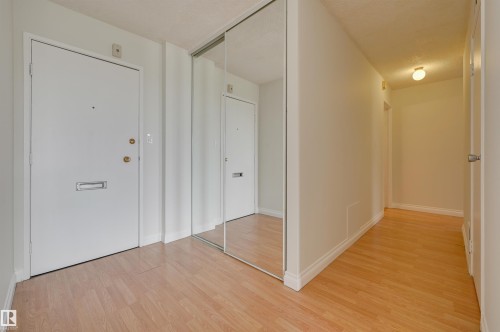 802 10011 116 Street, Edmonton, AB - Indoor Photo Showing Other Room