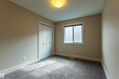 4906 Crabapple Lane Sw, Edmonton, AB - Indoor Photo Showing Other Room