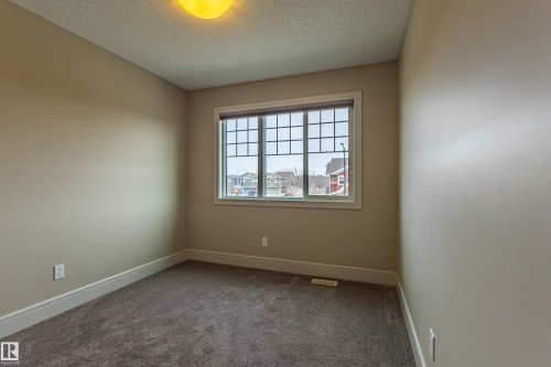 4906 Crabapple Lane Sw, Edmonton, AB - Indoor Photo Showing Other Room