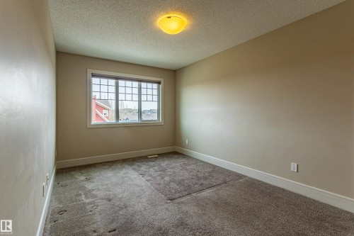 4906 Crabapple Lane Sw, Edmonton, AB - Indoor Photo Showing Other Room
