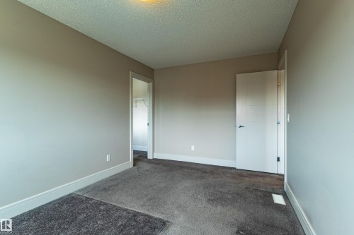 4906 Crabapple Lane Sw, Edmonton, AB - Indoor Photo Showing Other Room