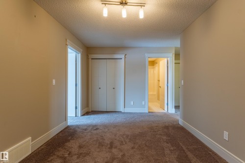 4906 Crabapple Lane Sw, Edmonton, AB - Indoor Photo Showing Other Room