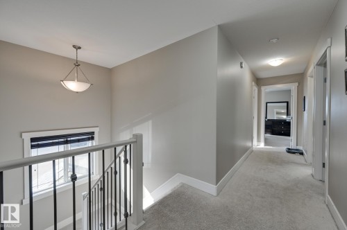1564 36 Avenue, Edmonton, AB - Indoor Photo Showing Other Room