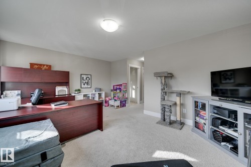 1564 36 Avenue, Edmonton, AB - Indoor Photo Showing Other Room