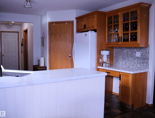 26 Simonette Crescent, Devon, AB - Indoor