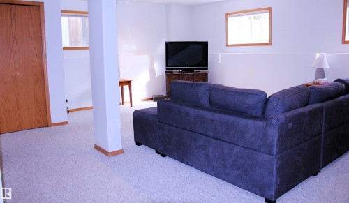 26 Simonette Crescent, Devon, AB - Indoor