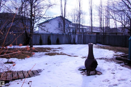 26 Simonette Crescent, Devon, AB - Outdoor