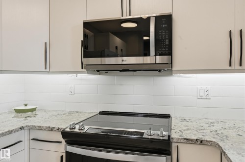 501 7905 96 Street, Edmonton, AB - Indoor Photo Showing Kitchen With Upgraded Kitchen