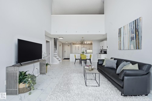 501 7905 96 Street, Edmonton, AB - Indoor