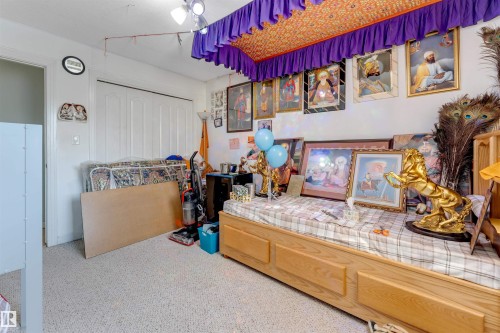 3139 34B Avenue, Edmonton, AB - Indoor Photo Showing Other Room