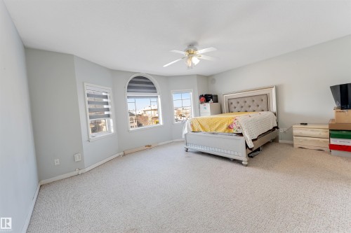 3139 34B Avenue, Edmonton, AB - Indoor Photo Showing Bedroom