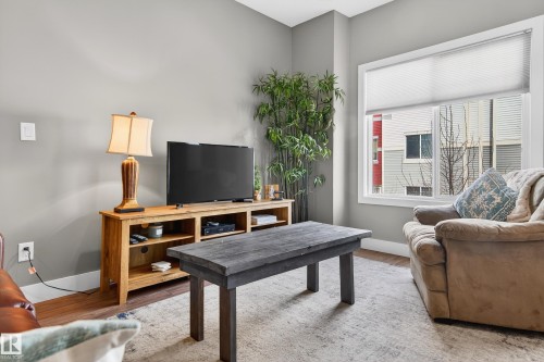 33 804 Welsh Drive, Edmonton, AB - Indoor