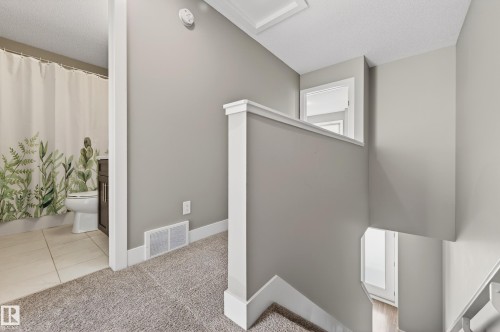 33 804 Welsh Drive, Edmonton, AB - Indoor