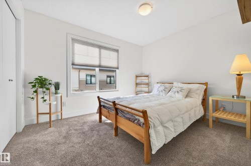 33 804 Welsh Drive, Edmonton, AB - Indoor Photo Showing Bedroom