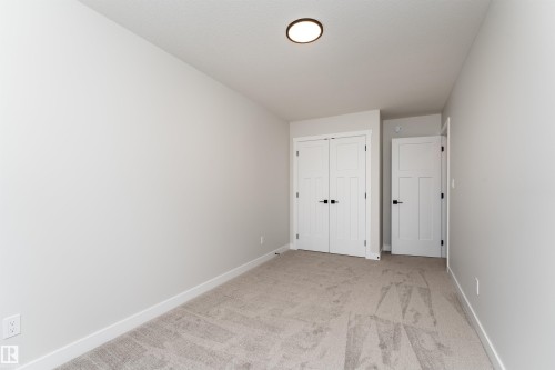 8 Tenuto Link, Spruce Grove, AB - Indoor Photo Showing Other Room