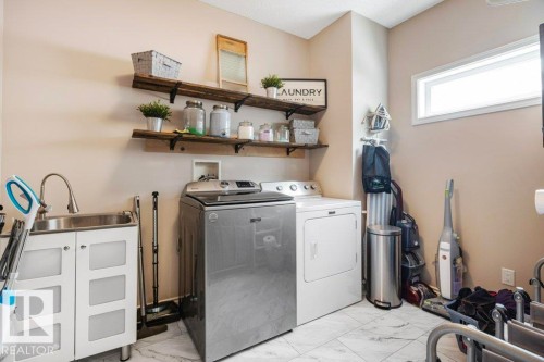 6105 17A Avenue, Edmonton, AB - Indoor Photo Showing Laundry Room